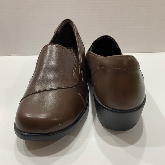 New Clark’s leather loafers - Picture 2 of 6